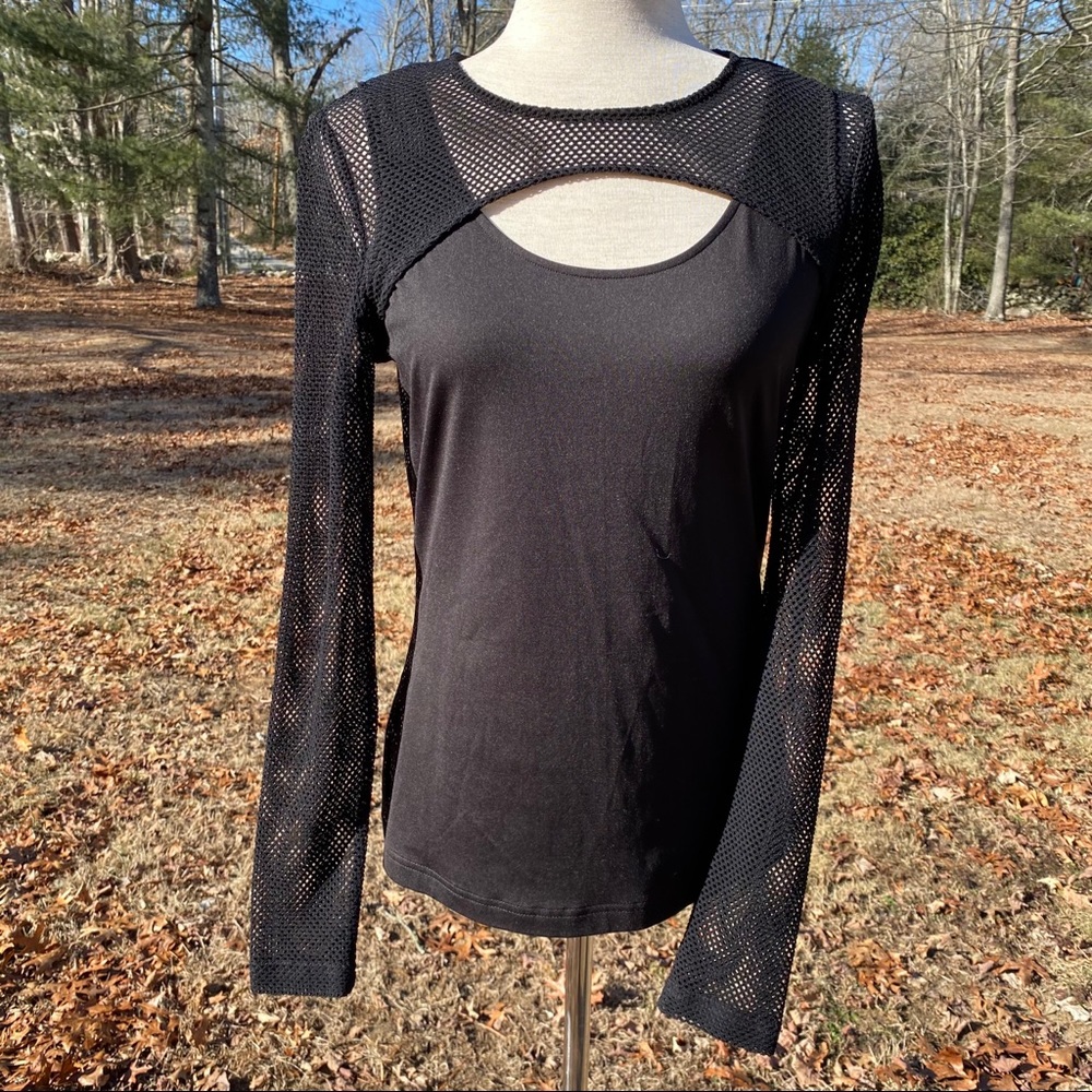 DONCASTER TOP BLACK STRETCH MESH KEY HOLES LONG SLEEVE Size SMALL